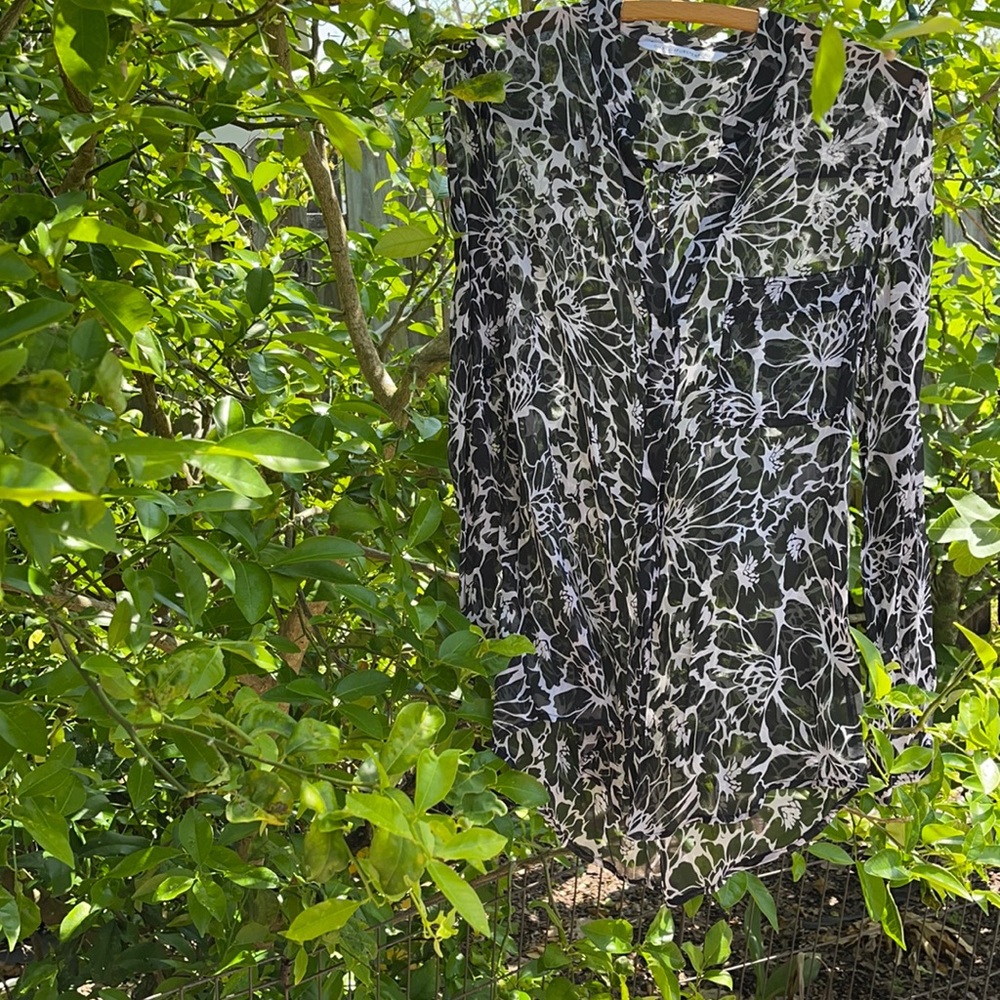 Diane vonFurstenberg top